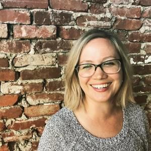 Meet your Posher, Lacey